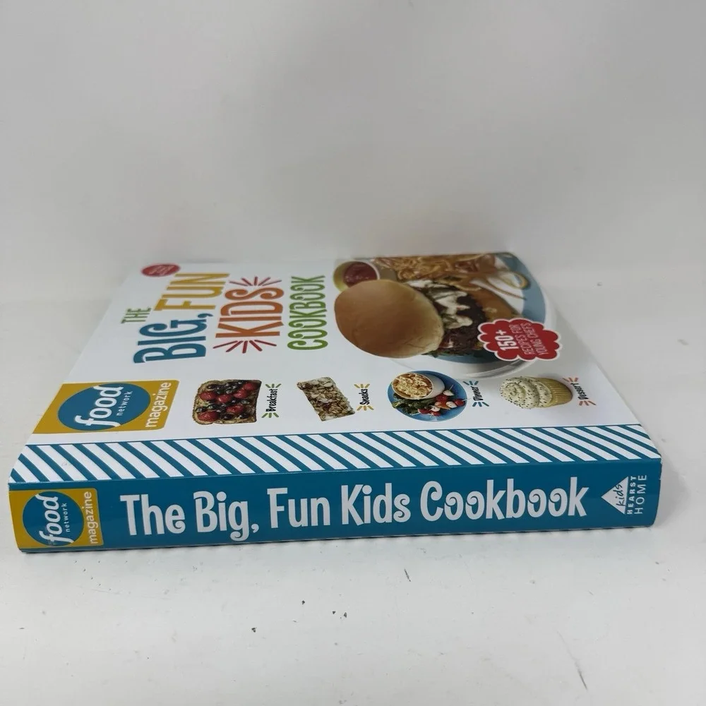 Food Network Magazine the Big, Fun Kids Cookbook : 150+ Recipes for Young Chefs